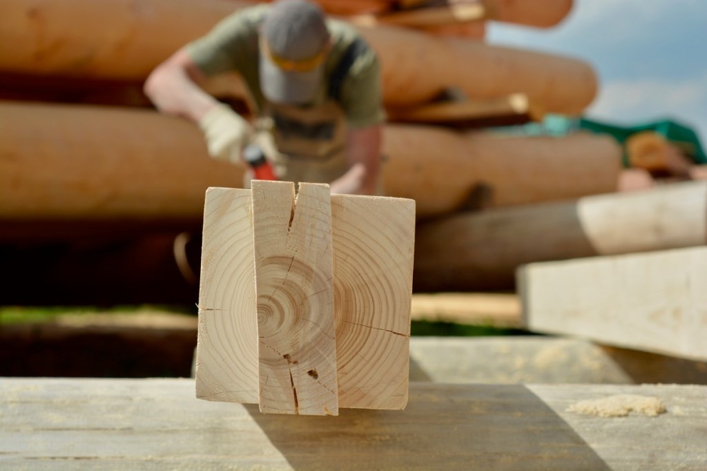 Май. Жара. В Карелию собираться&nbsp;пора.